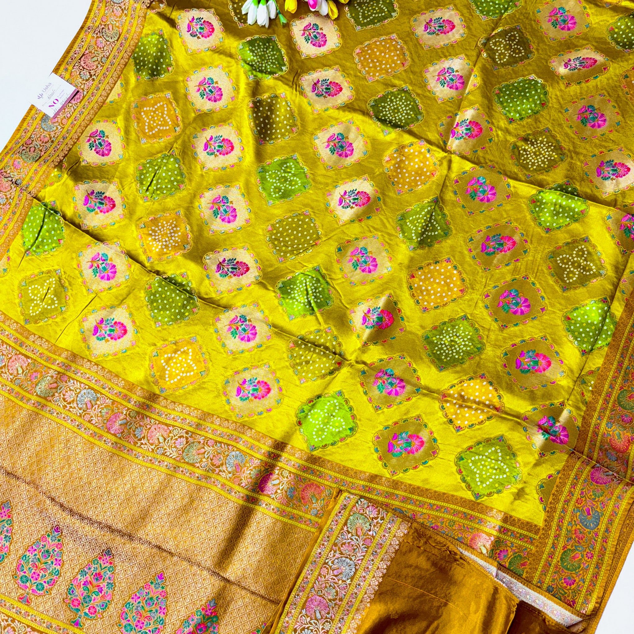 Kashmiri Emporims saree