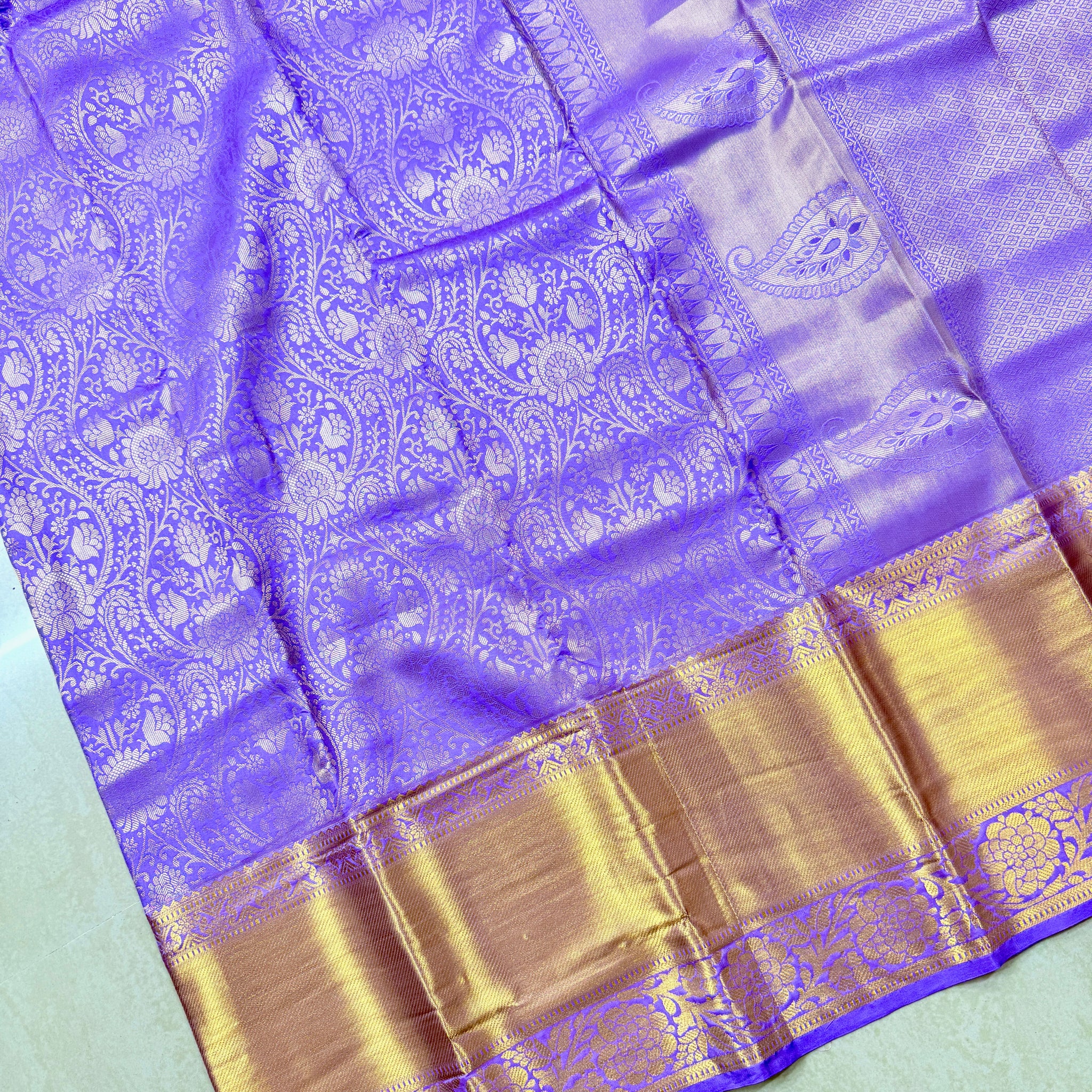 Kanzevarm pattu saree