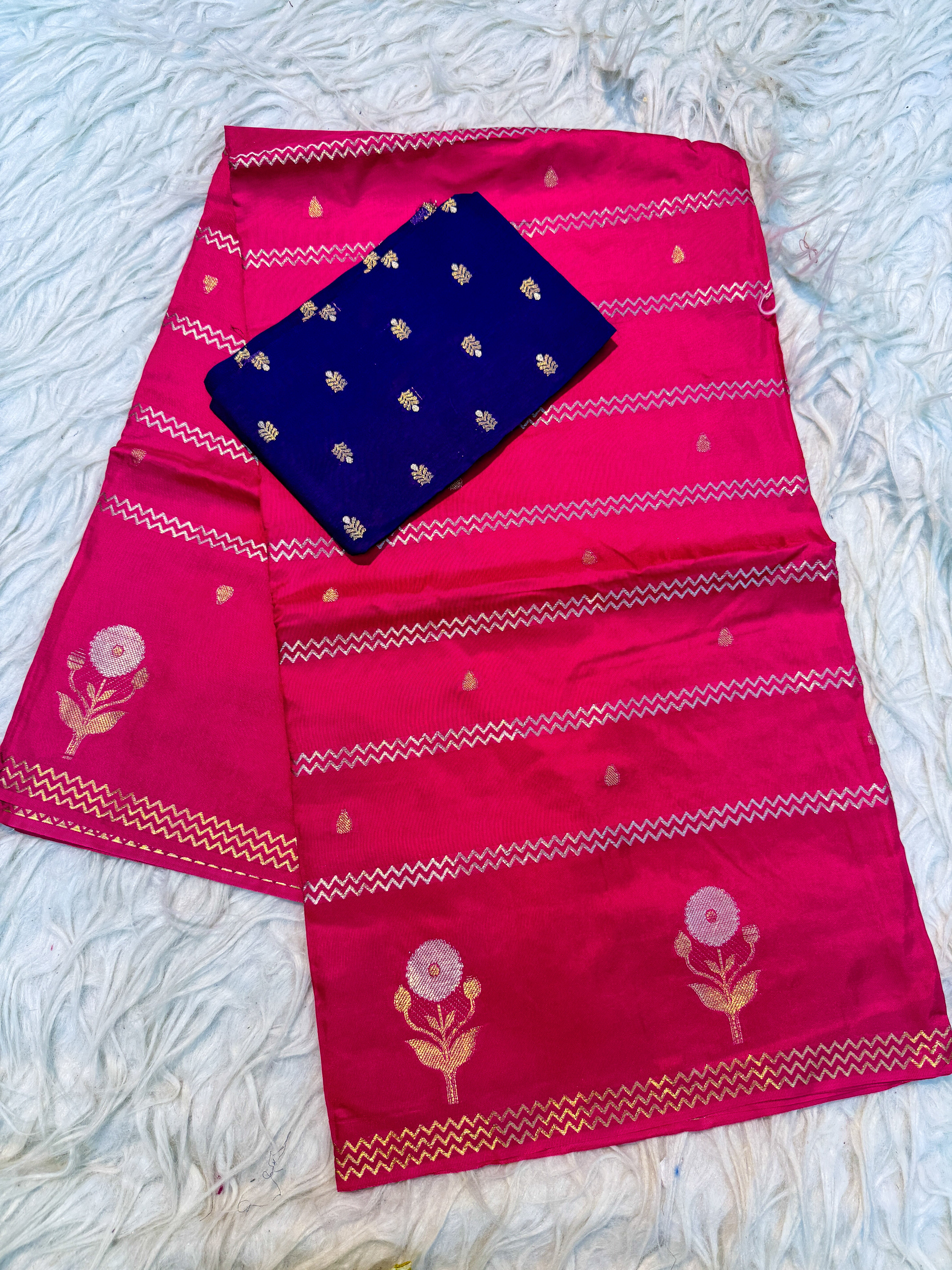 pure 4 grams viscoses Saree