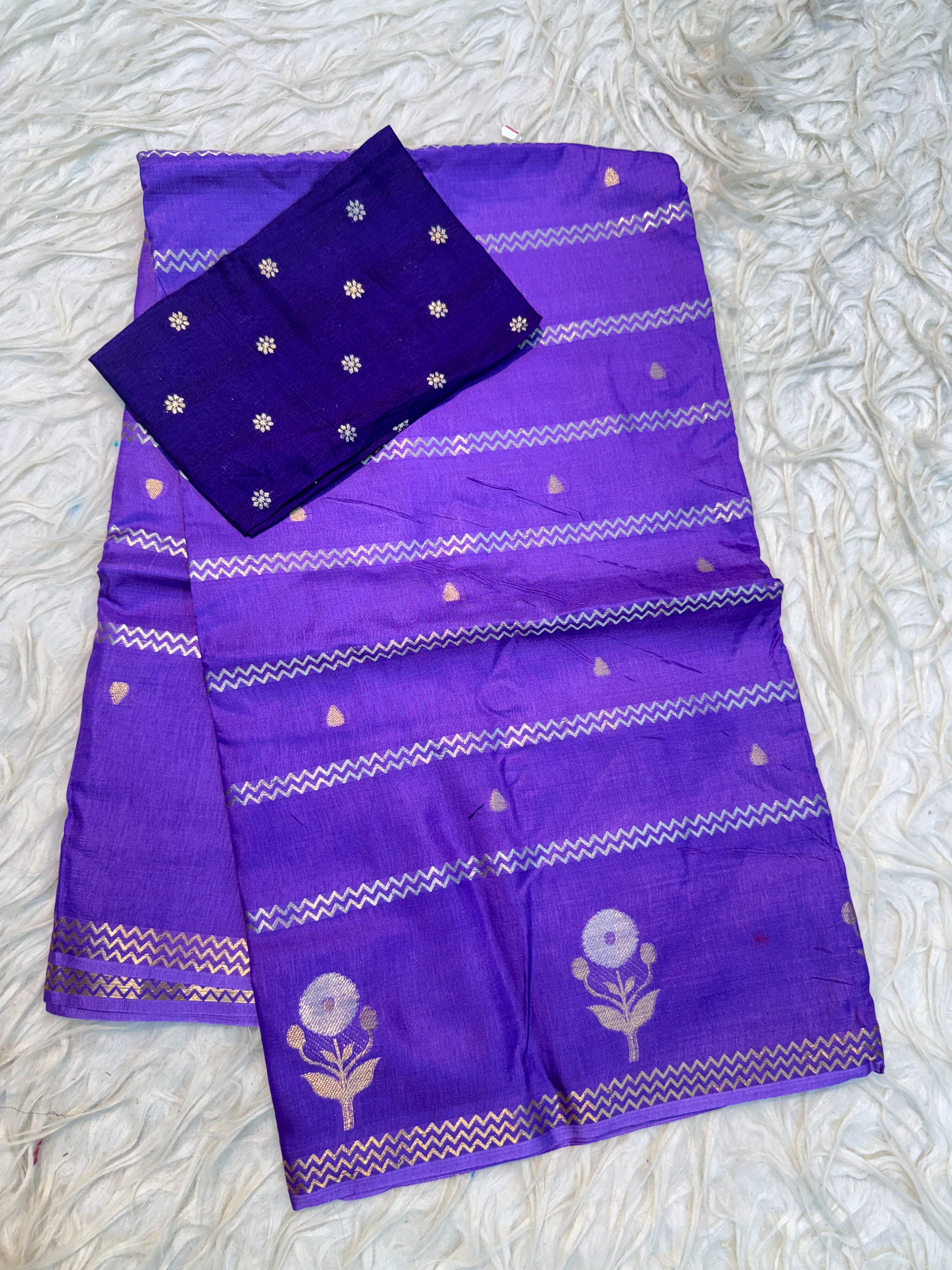 pure 4 grams viscoses Saree