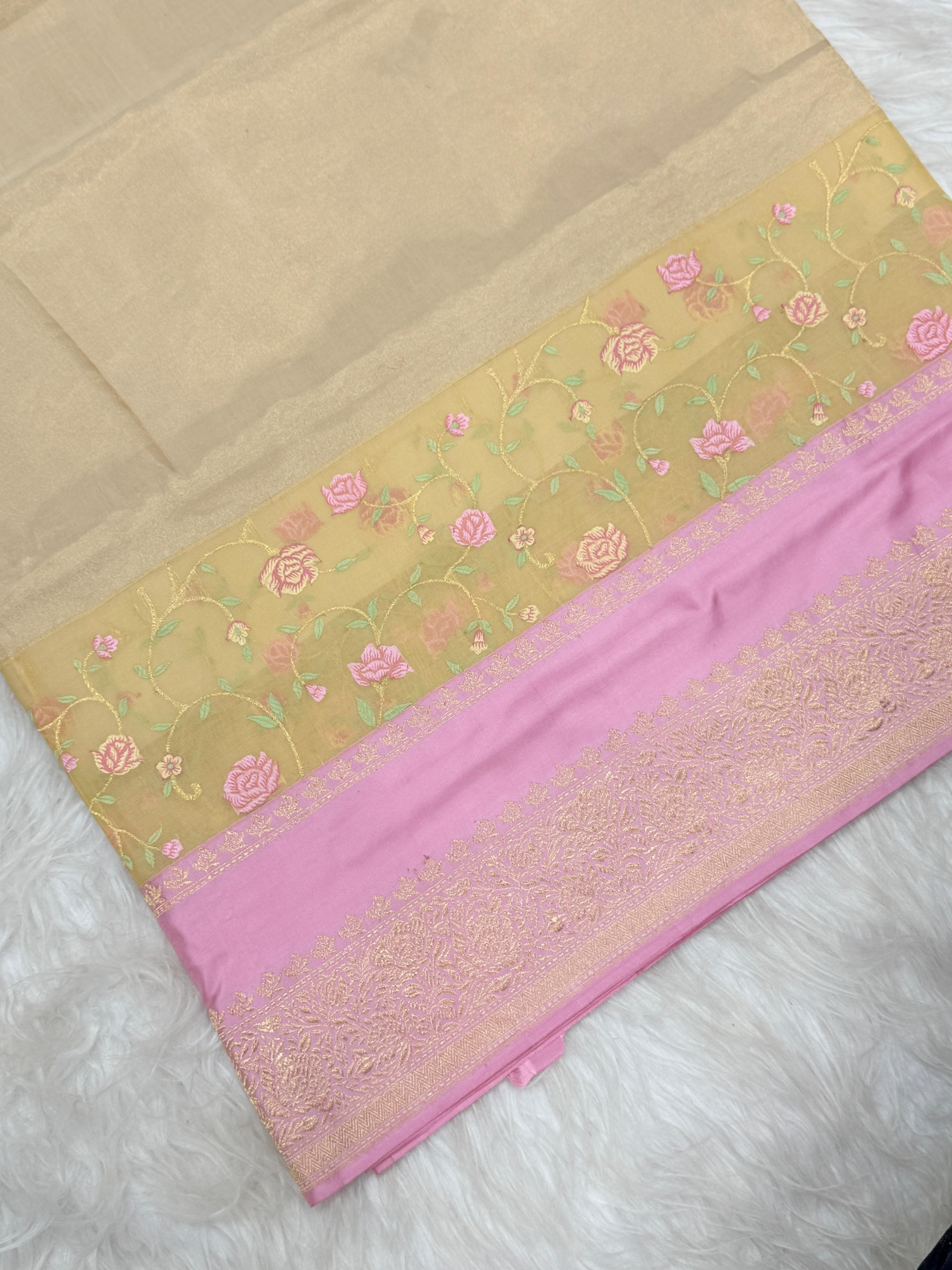 Pure Handloom Tissue With Kaduva Weaving
