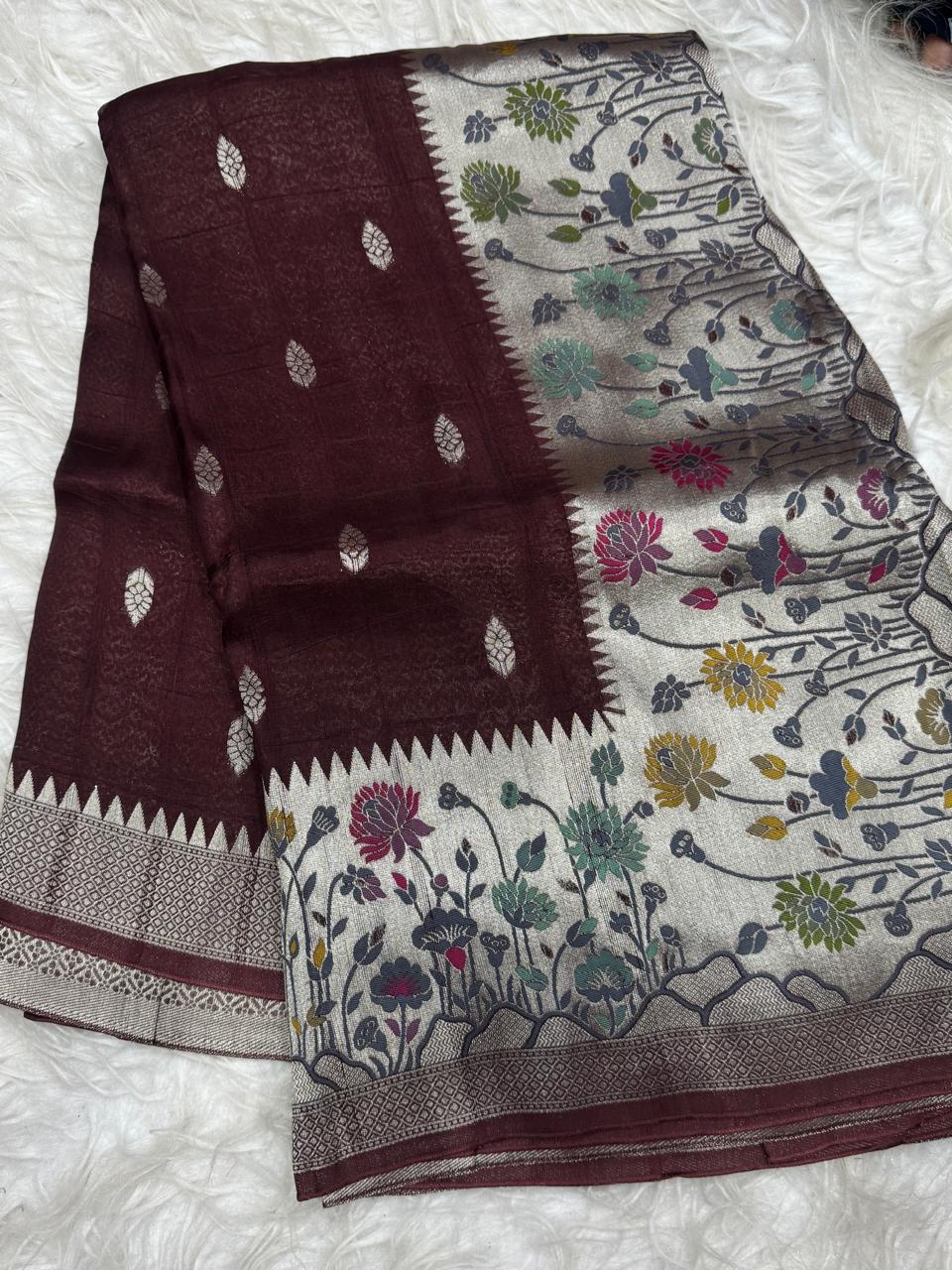 20 COUNT GEORGETTE MATKA TUSSER SAREE