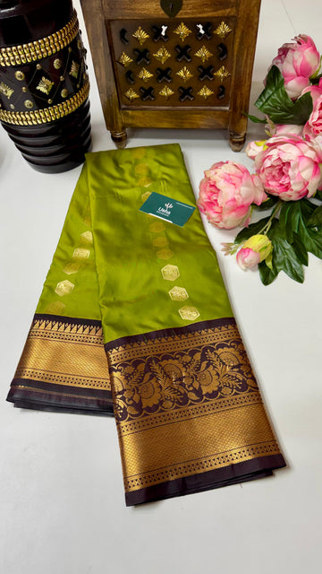 Apoorva Pattu Saree