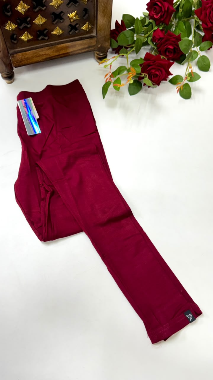 Ladies Chudidhar Leggings (L) Size