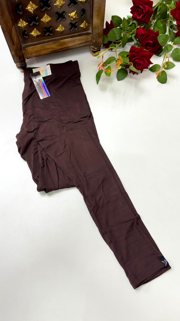 Ladies Chudidhar Leggings (M) Size