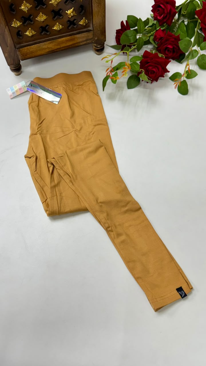 Ladies Chudidhar Leggings (L) Size