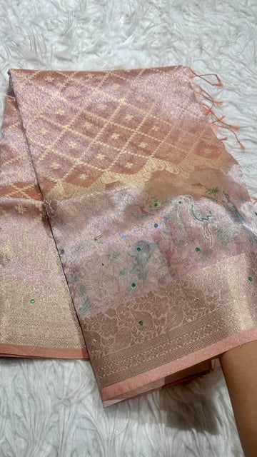 Soft Tissue Saree