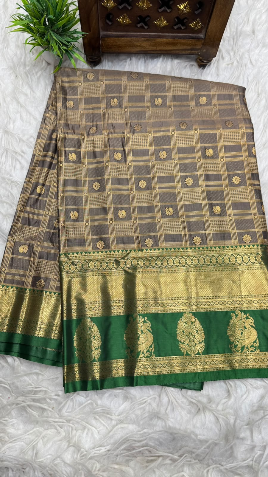 Double Ratium Dharmavaram Pattu Saree
