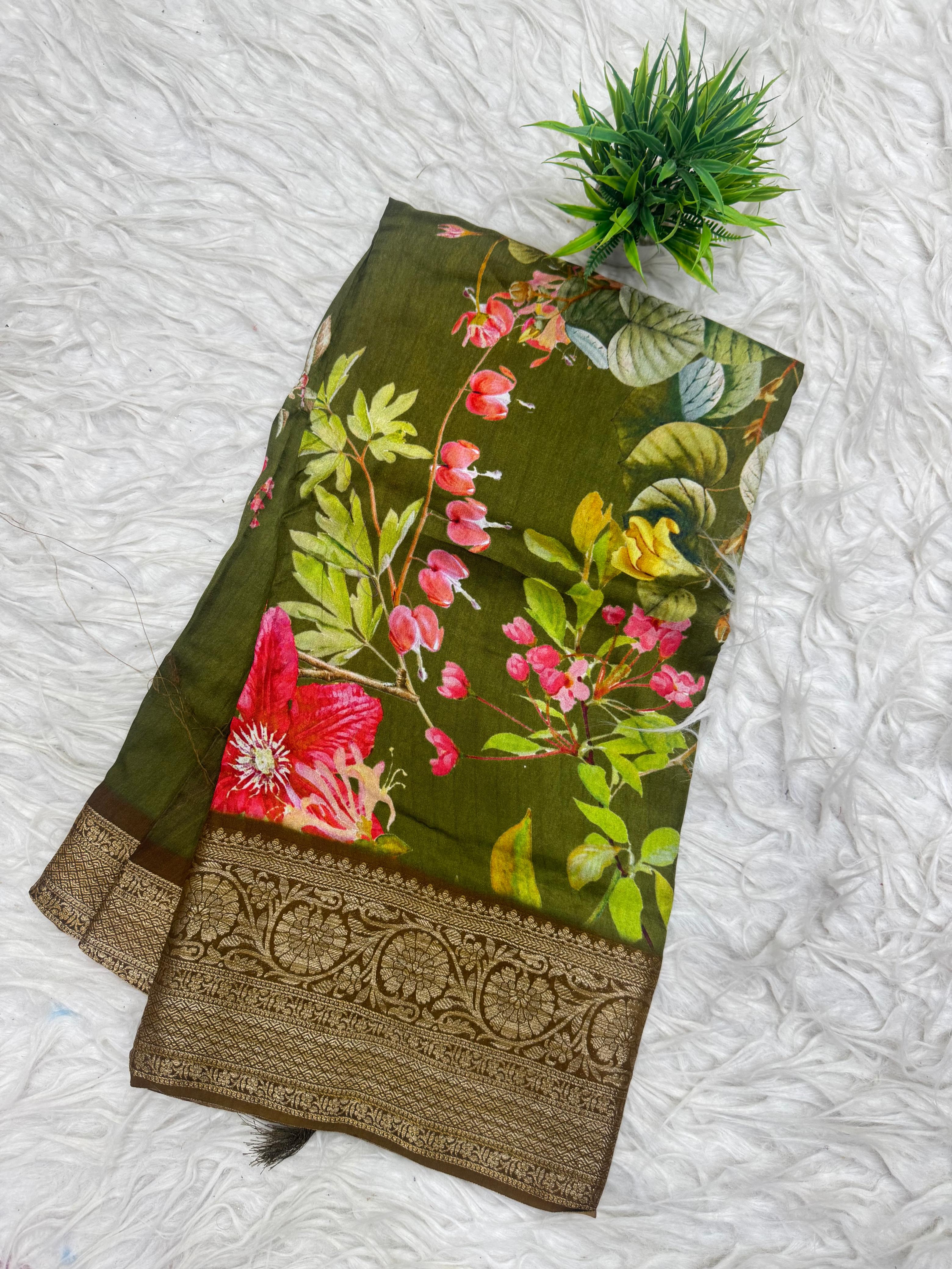 Viscos Saree