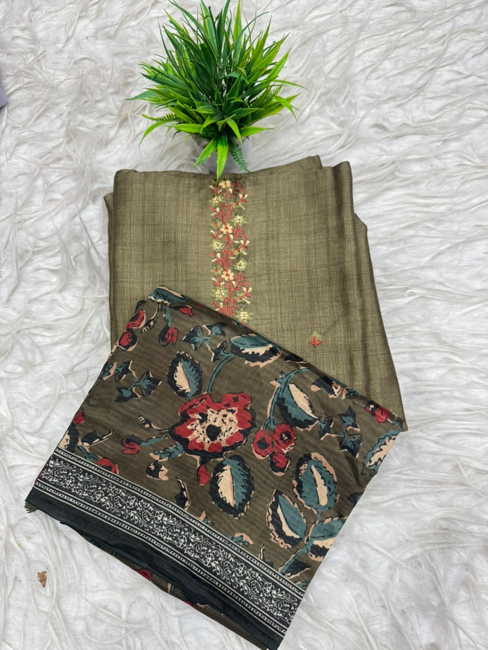 3 Piece Set Dress Material