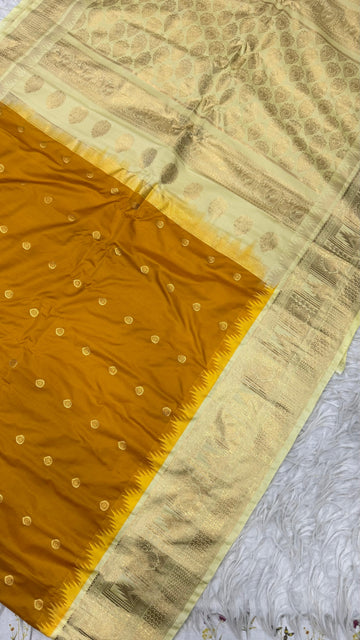 Gadhwal Saree