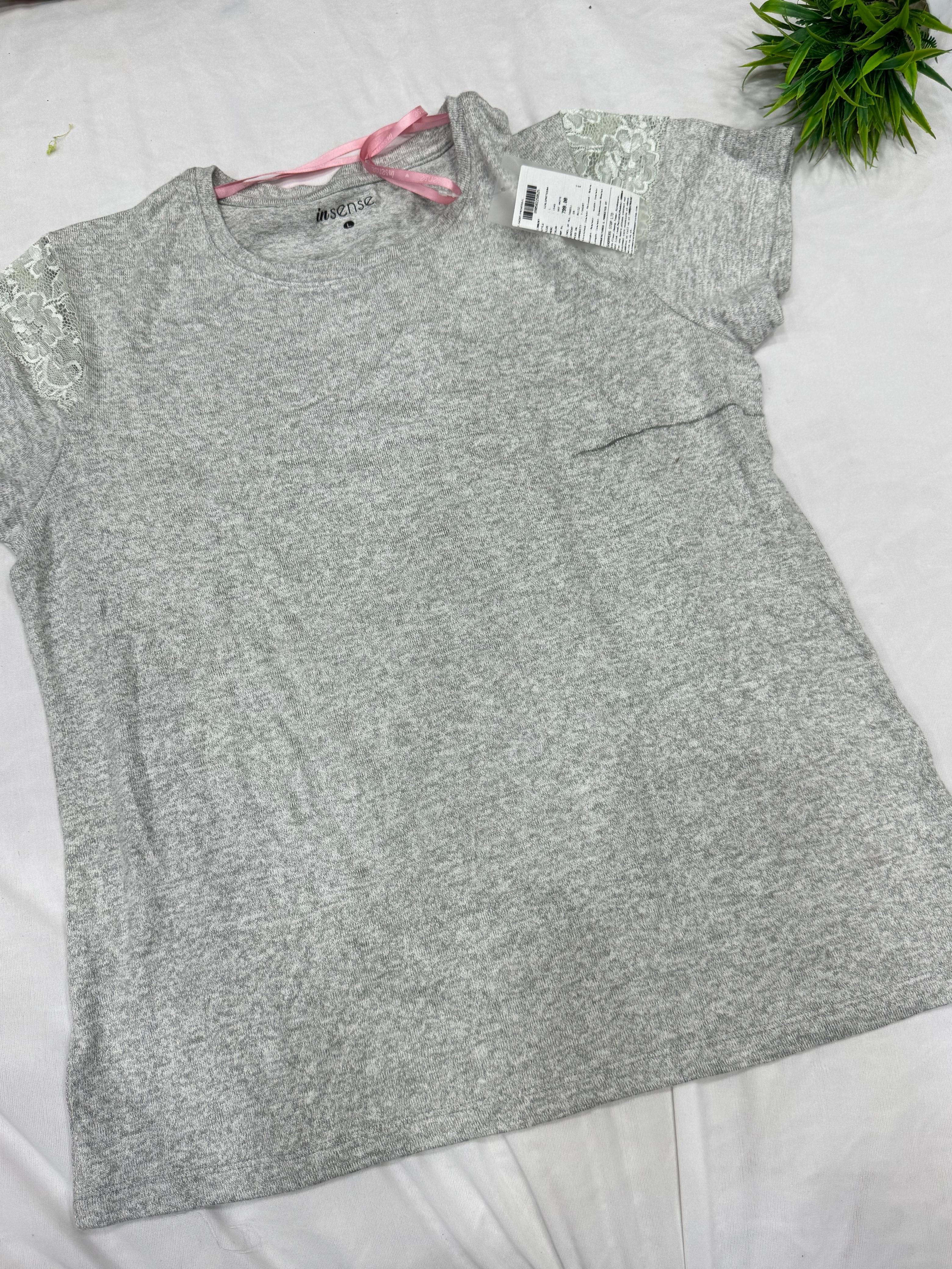 Ladies T-shirts L Size