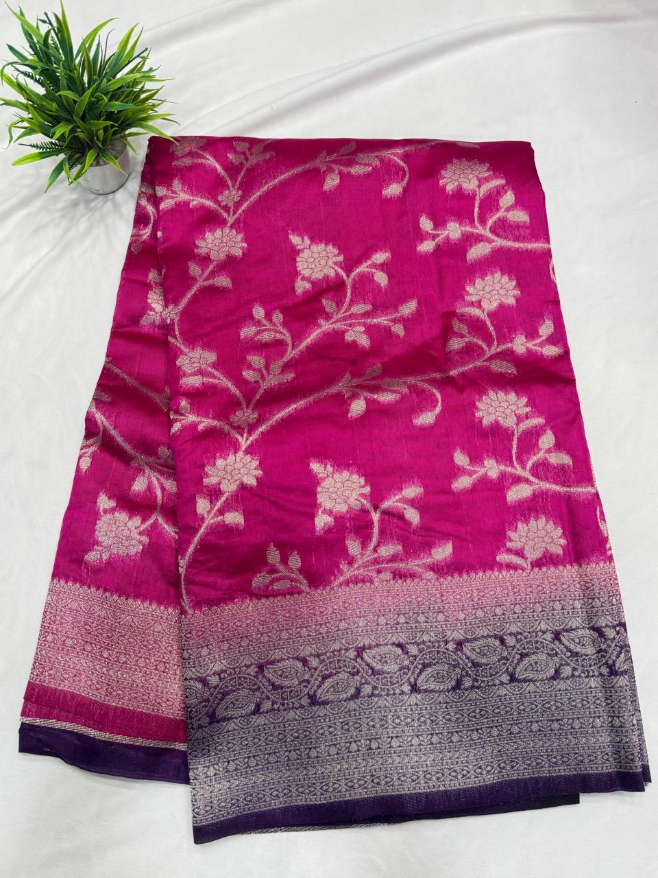 Semi Benarasi Sarees