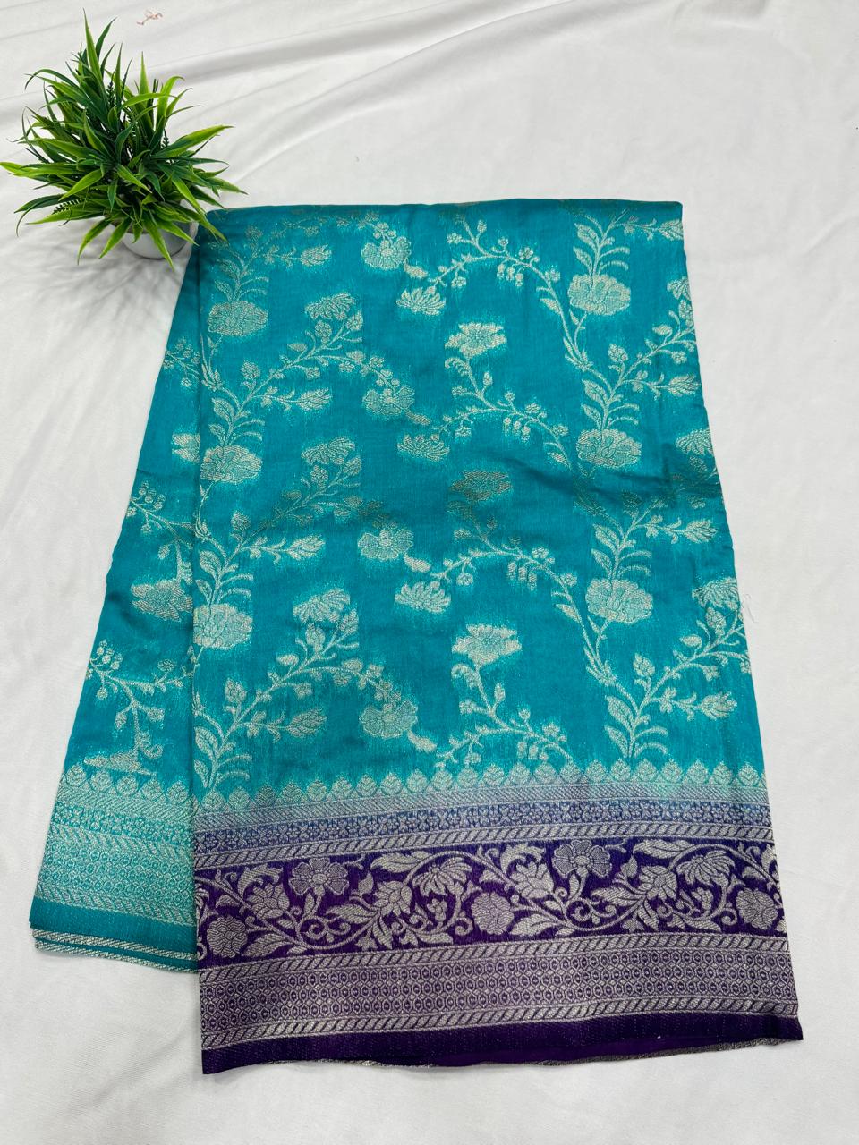 Semi Benarasi Sarees