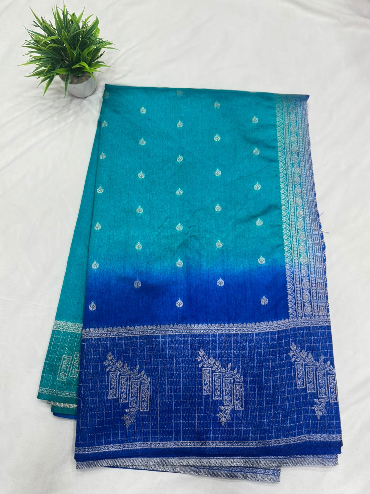 Semi Benarasi Sarees