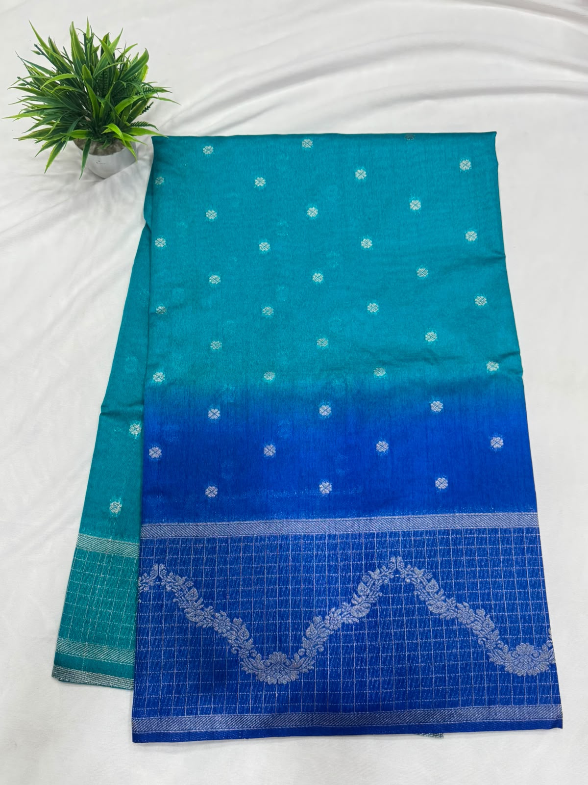 Semi Benarasi Sarees