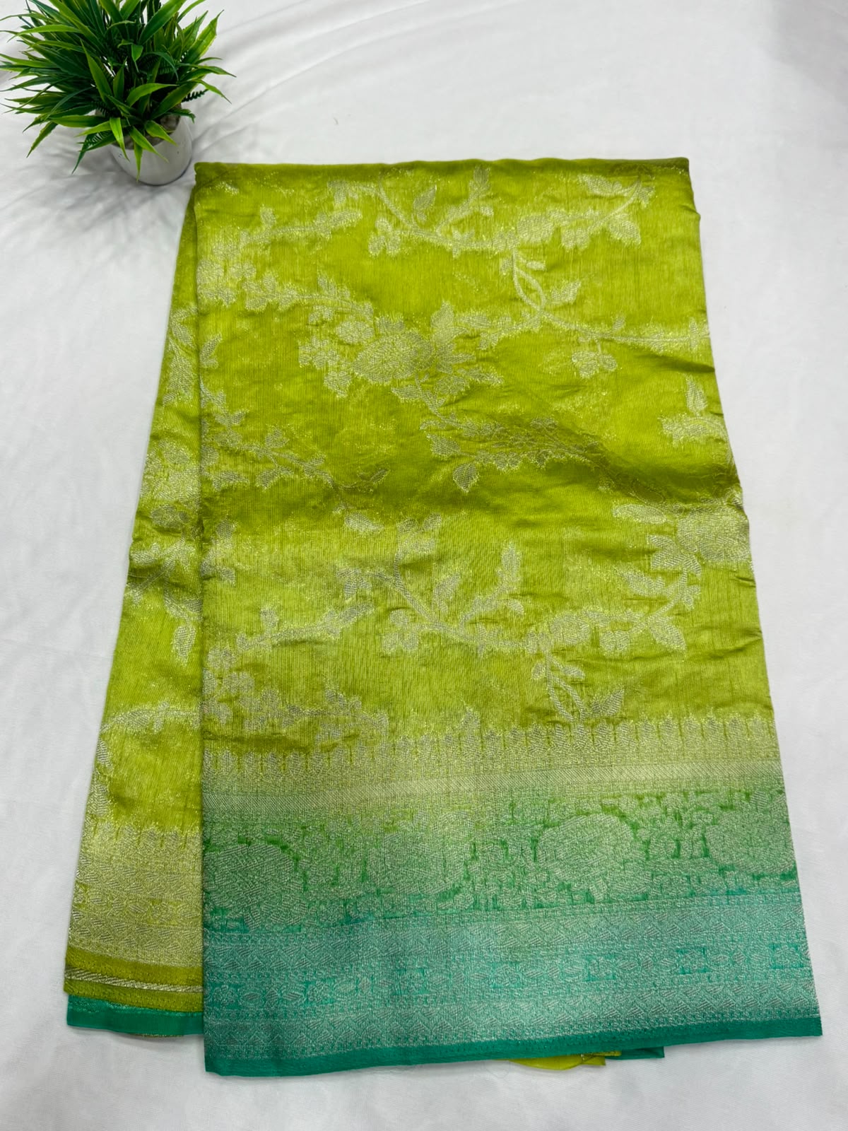 Semi Benarasi Sarees
