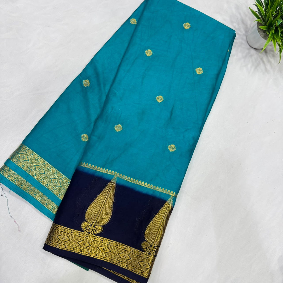 Benny Crape Saree