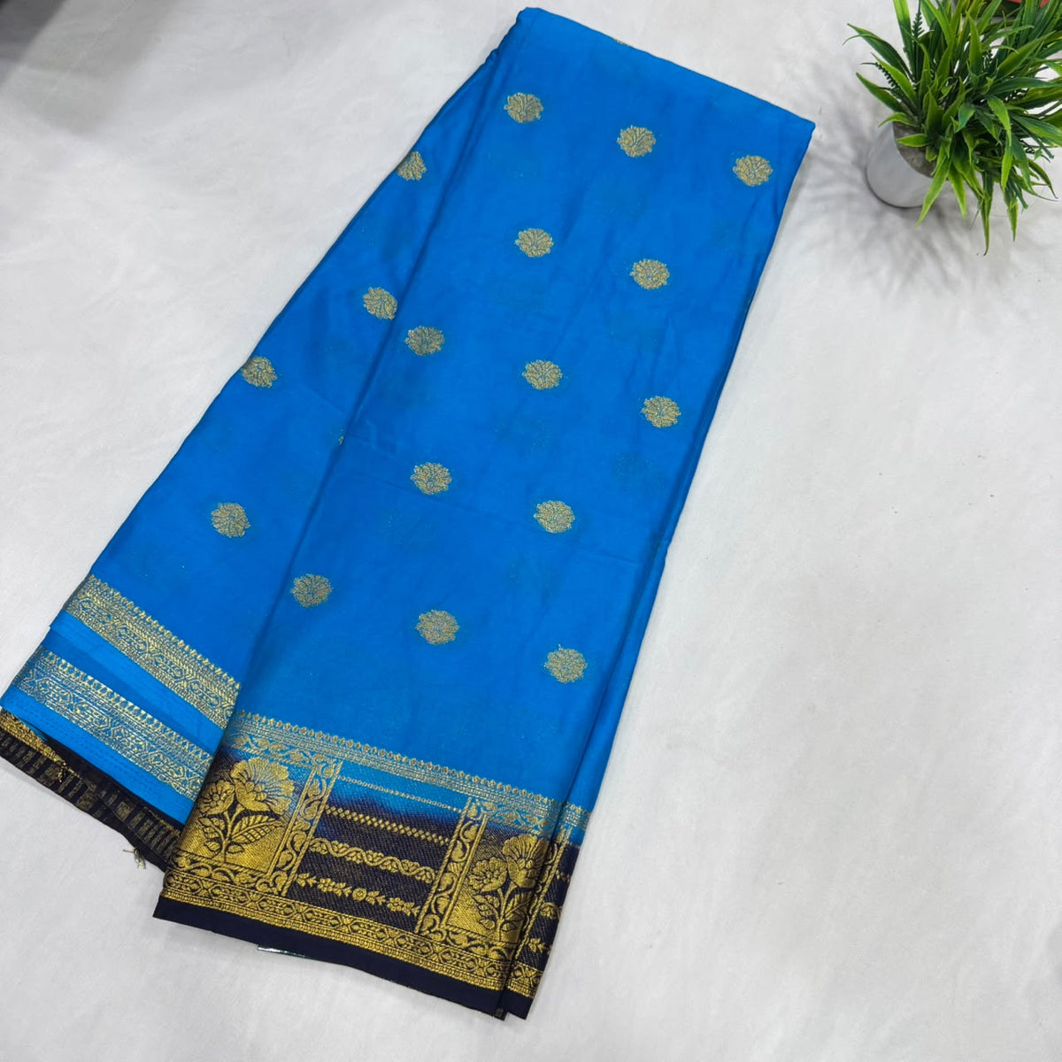Benny Crape Saree