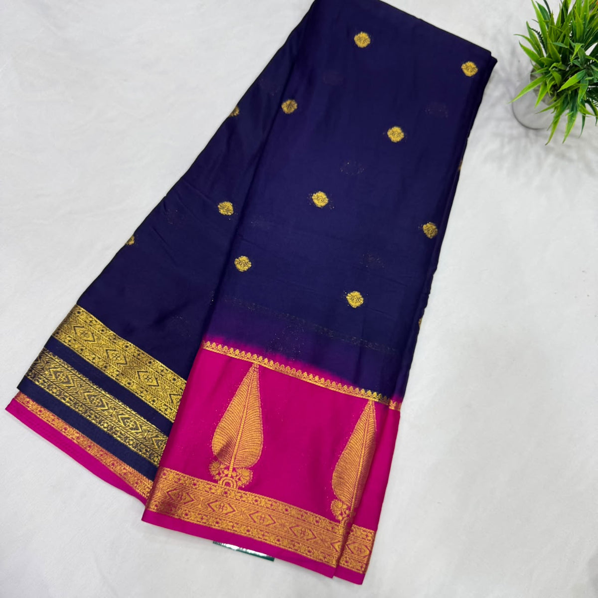 Benny Crape Saree