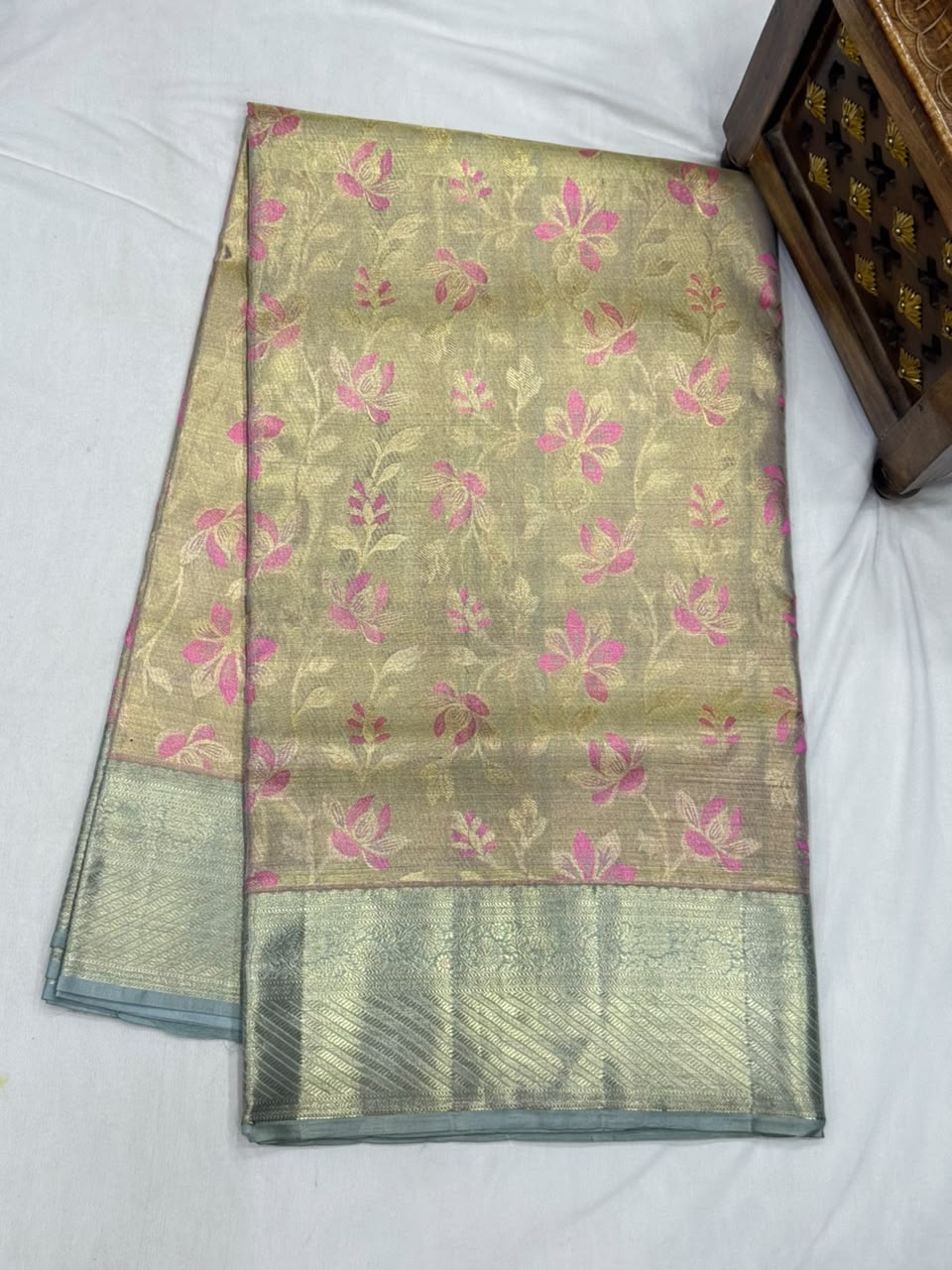 Pure kanjivaram 72gram Tissue saree