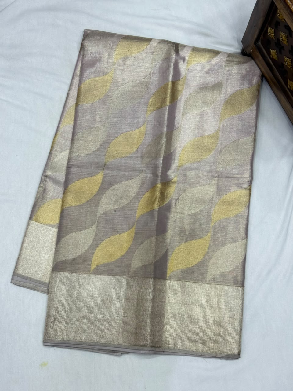 Pure kanjivaram 72gram Tissue saree