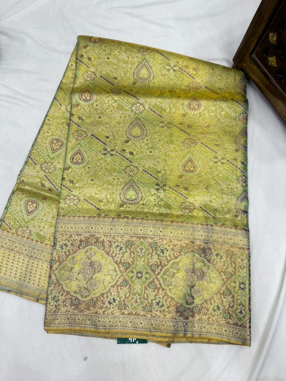 Pure kanjivaram 72gram Tissue saree