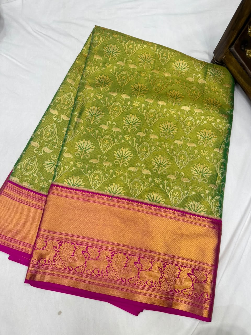 Pure kanjivaram 72gram Tissue saree