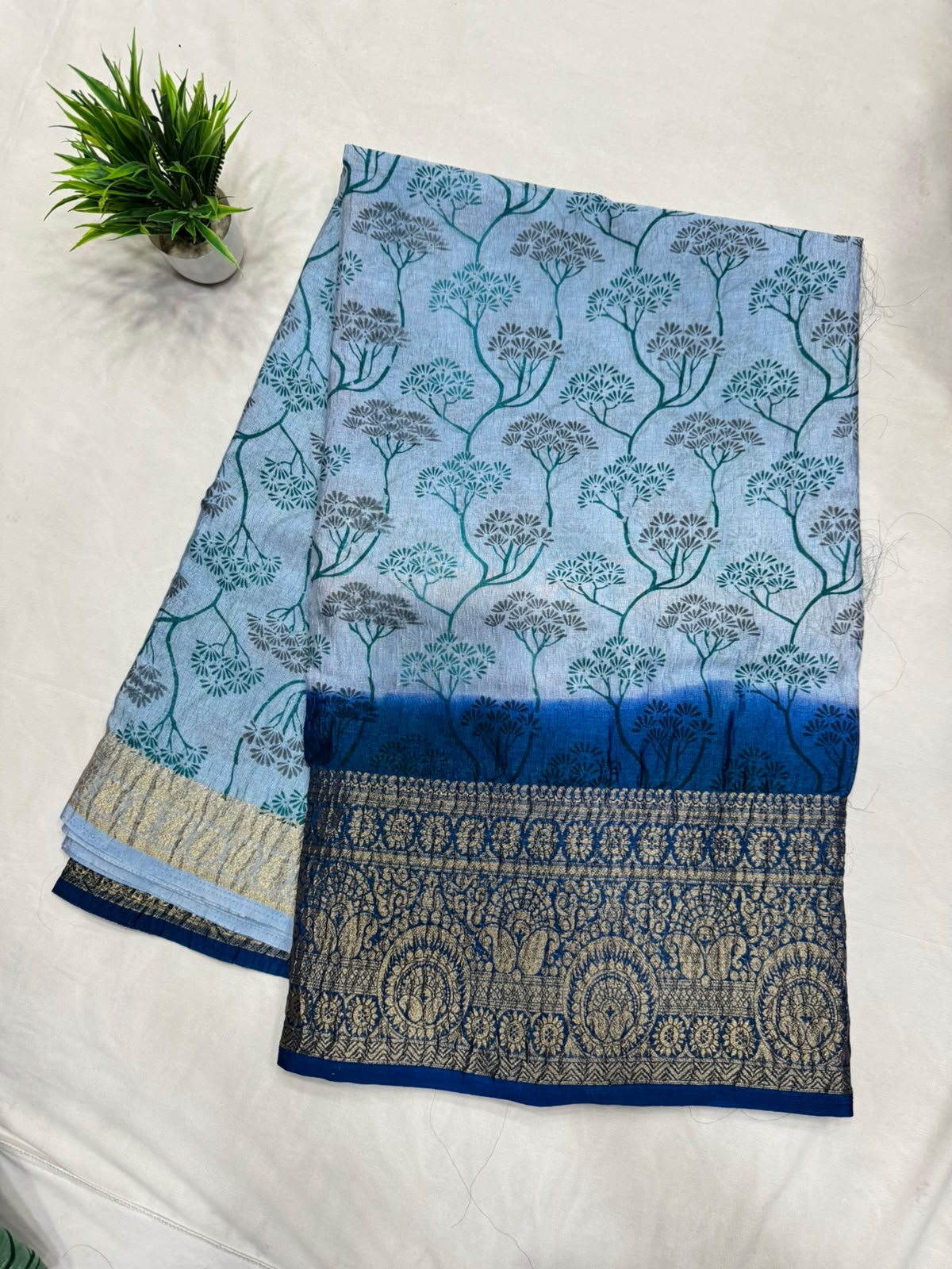 Buy 1 Get 1 Sarees
