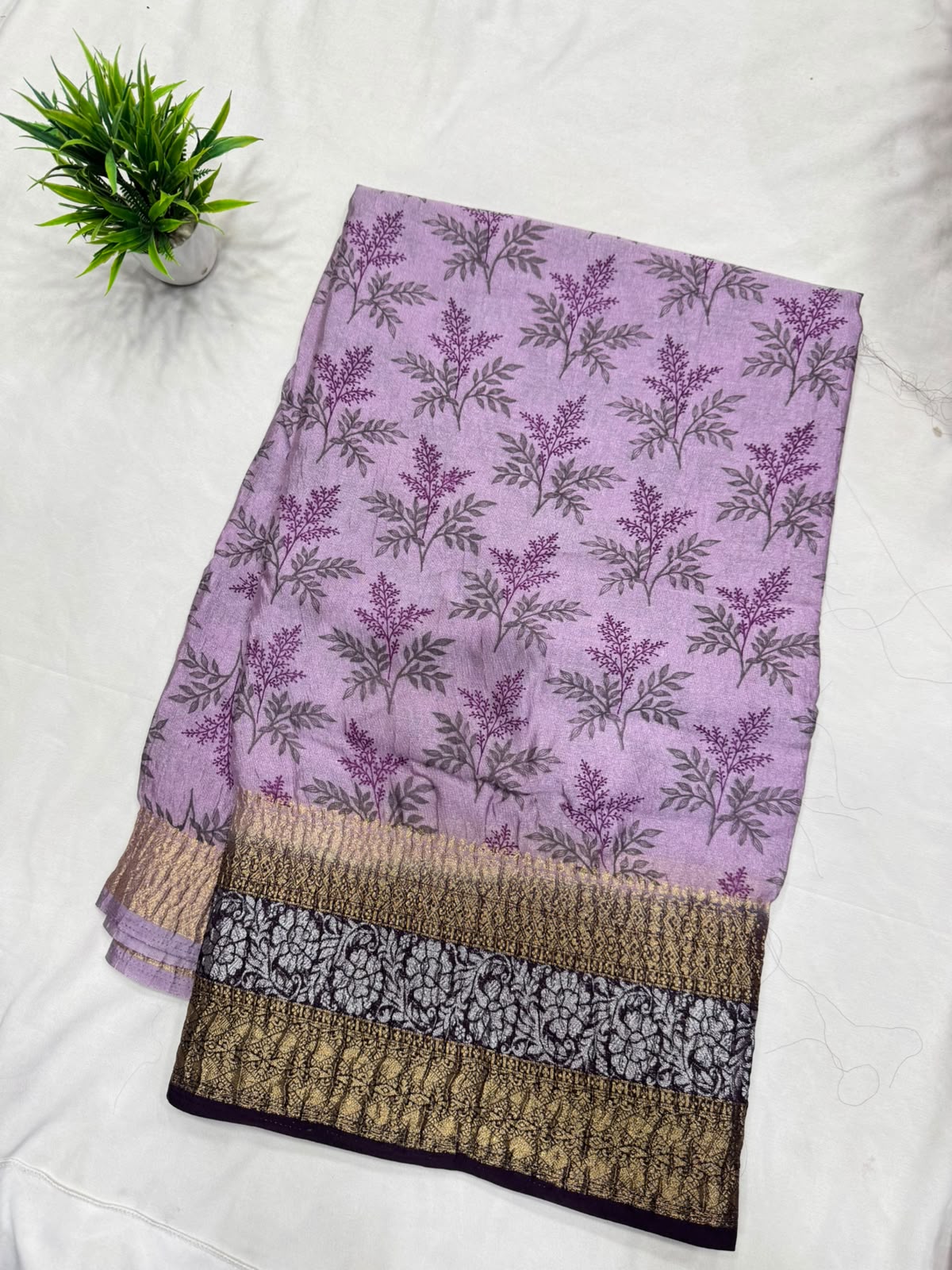 Buy 1 Get 1 Sarees