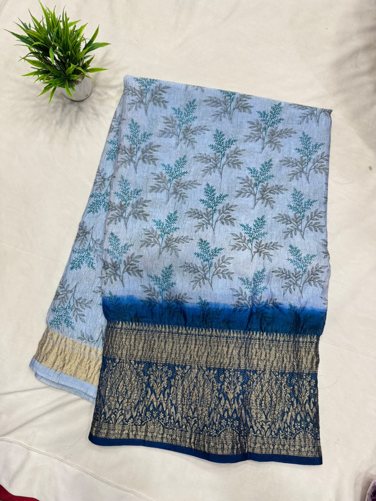 Buy 1 Get 1 Sarees