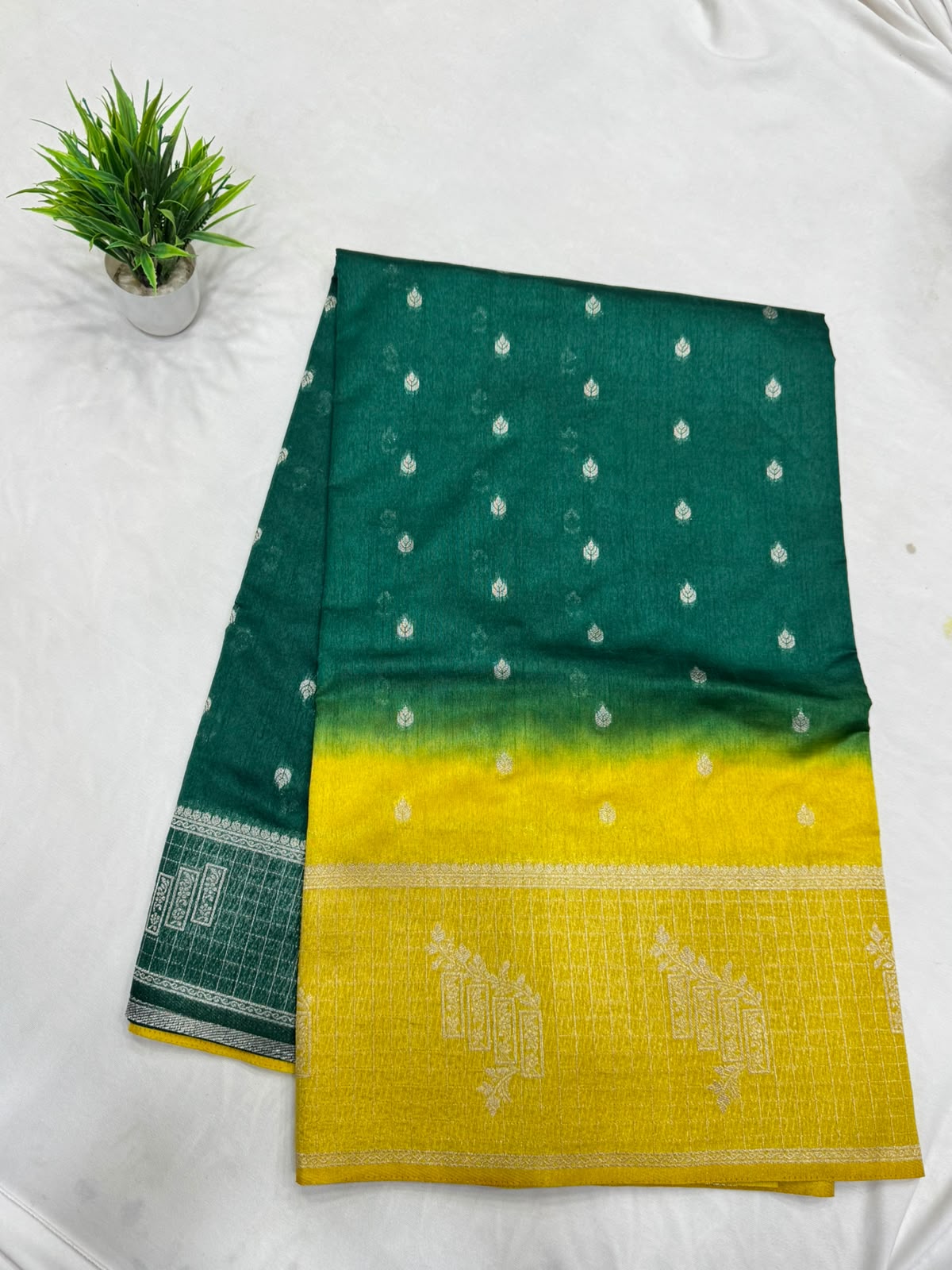 Buy 1 Get 1 Sarees