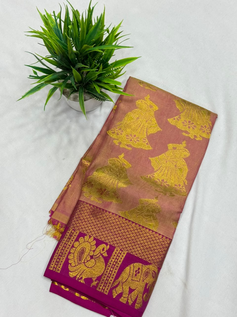 Zero Size Pattu Parikini