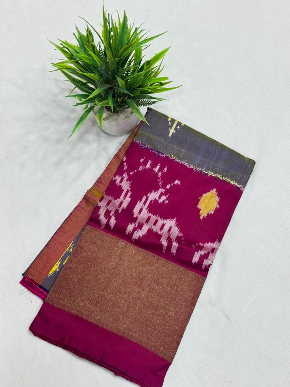 Zero Size Pattu Parikini
