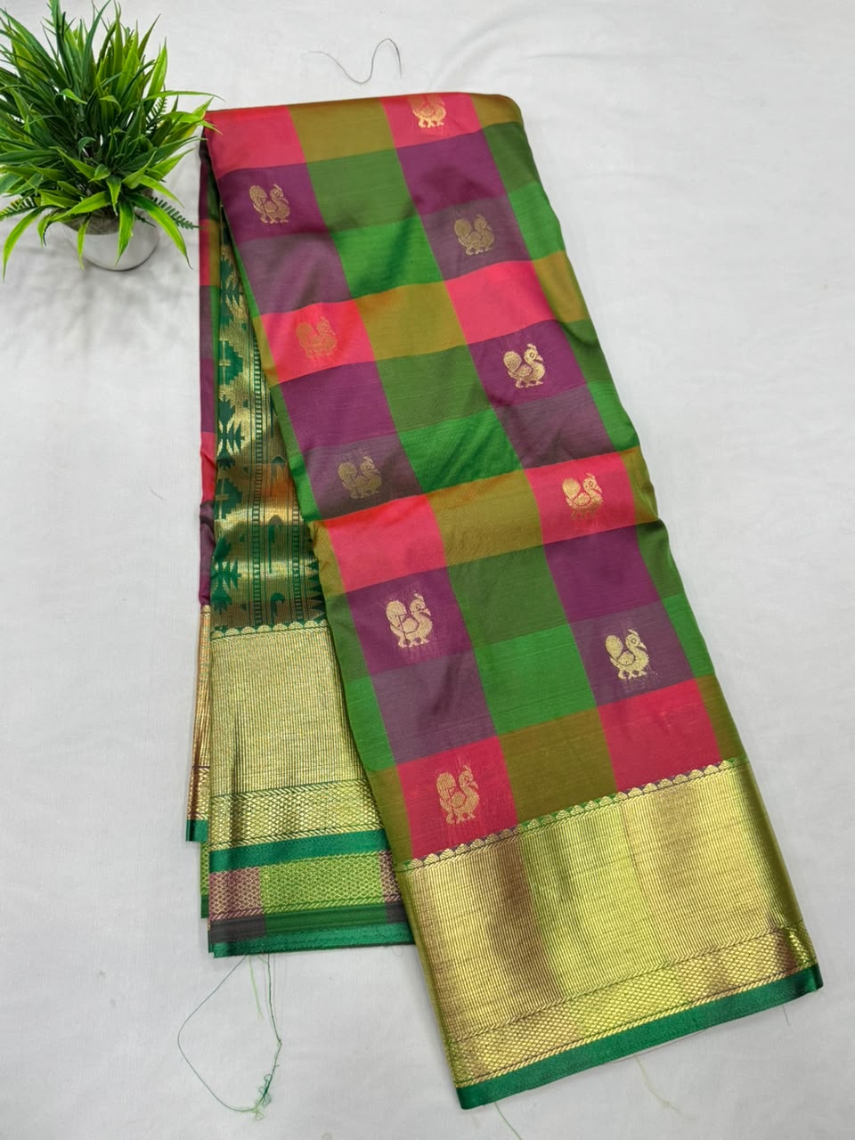 Aishwarya Pattu Sarees