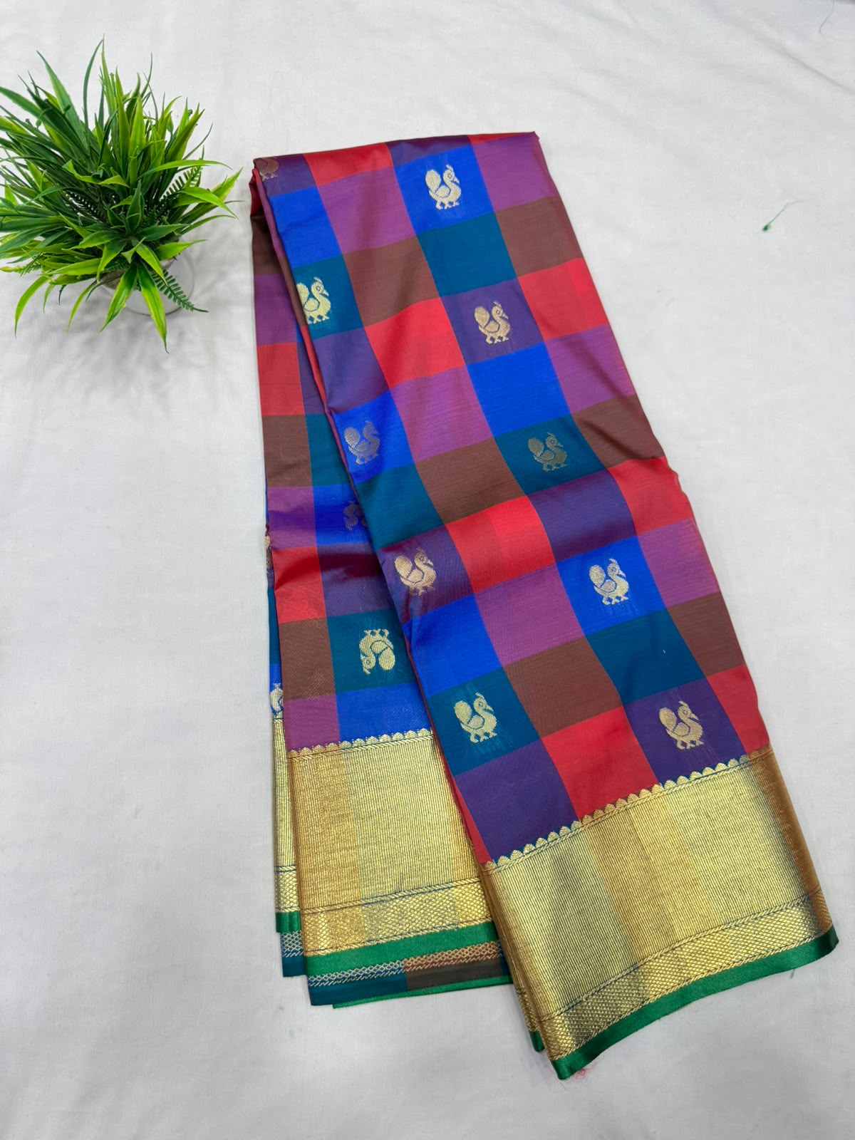 Aishwarya Pattu Sarees