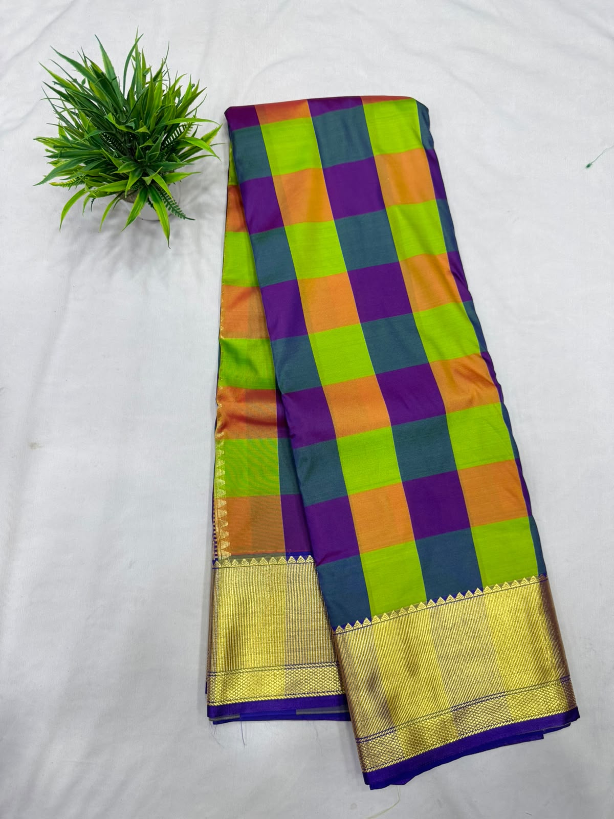 Aishwarya Pattu Sarees