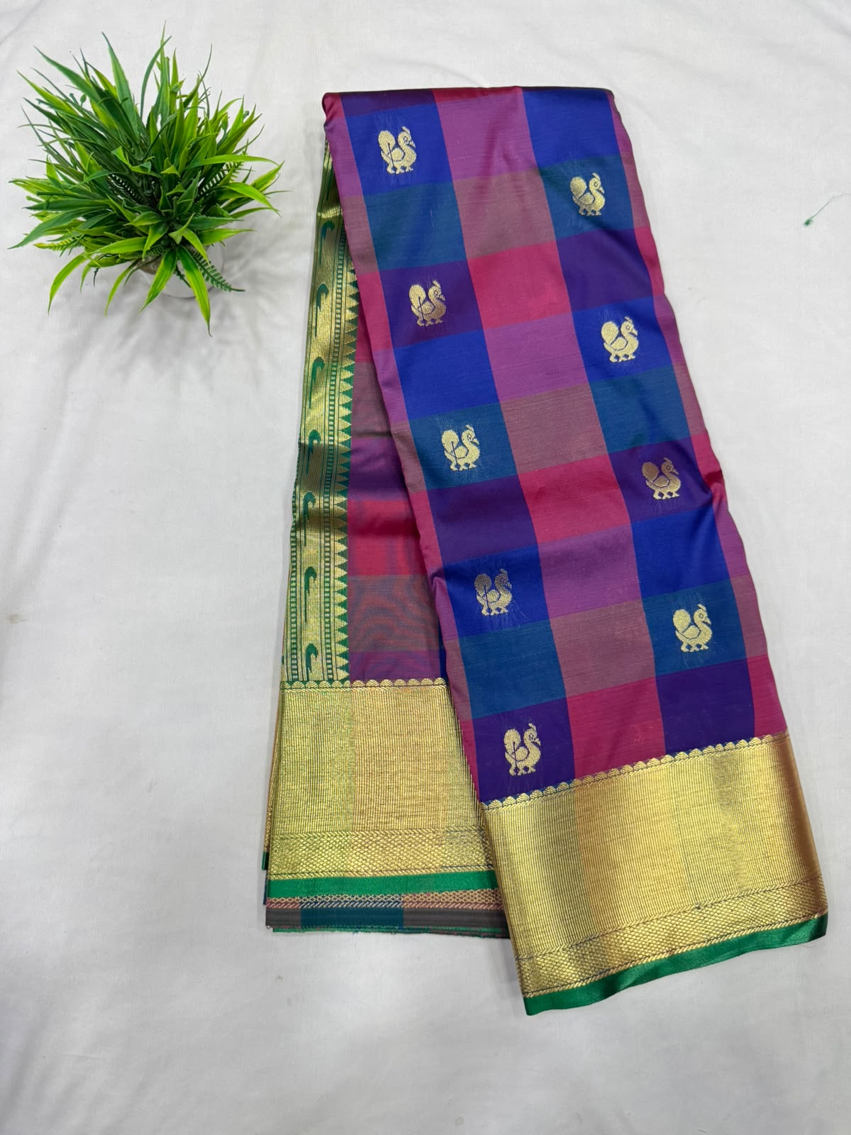 Aishwarya Pattu Sarees