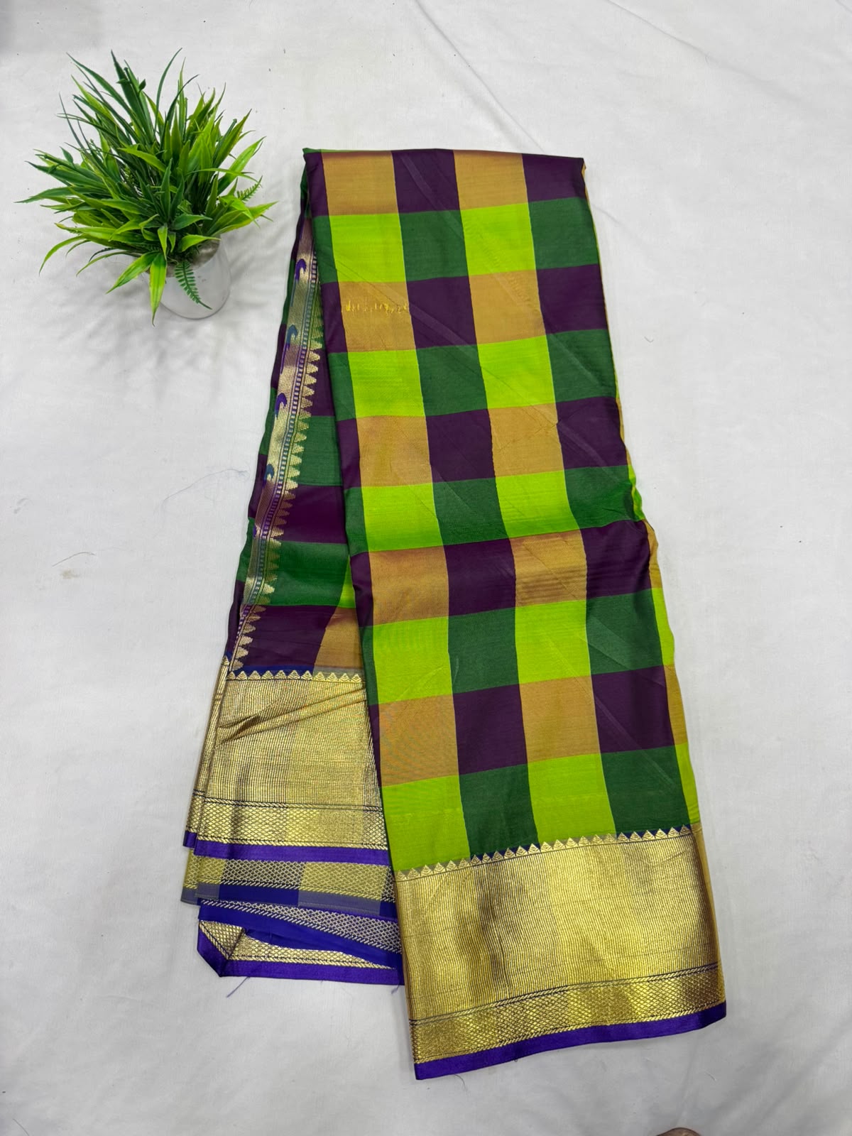 Aishwarya Pattu Sarees