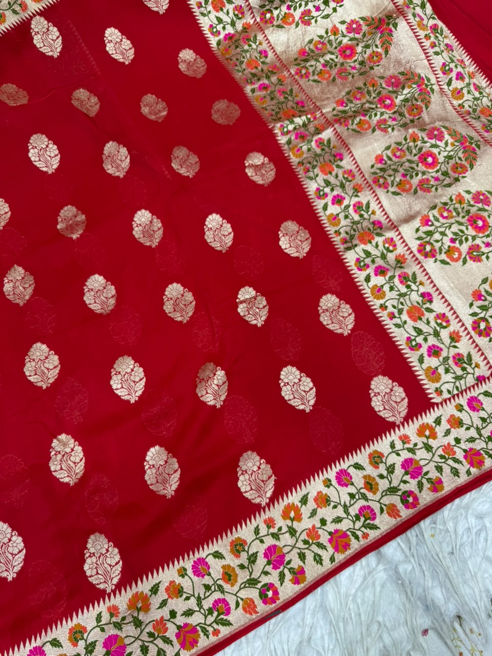 Georgette Saree With Paithani Weaving