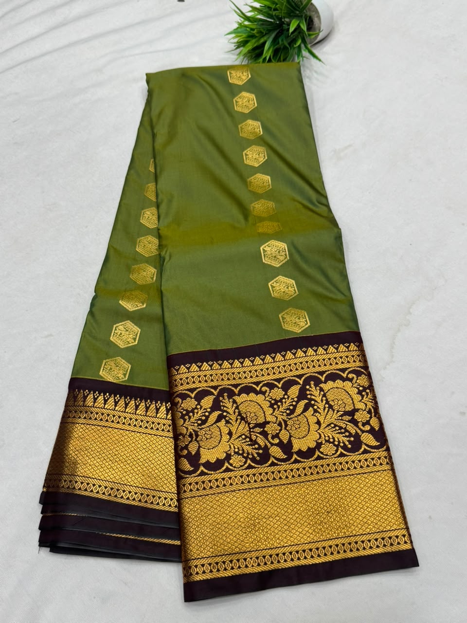 Apoorva Pattu Sarees