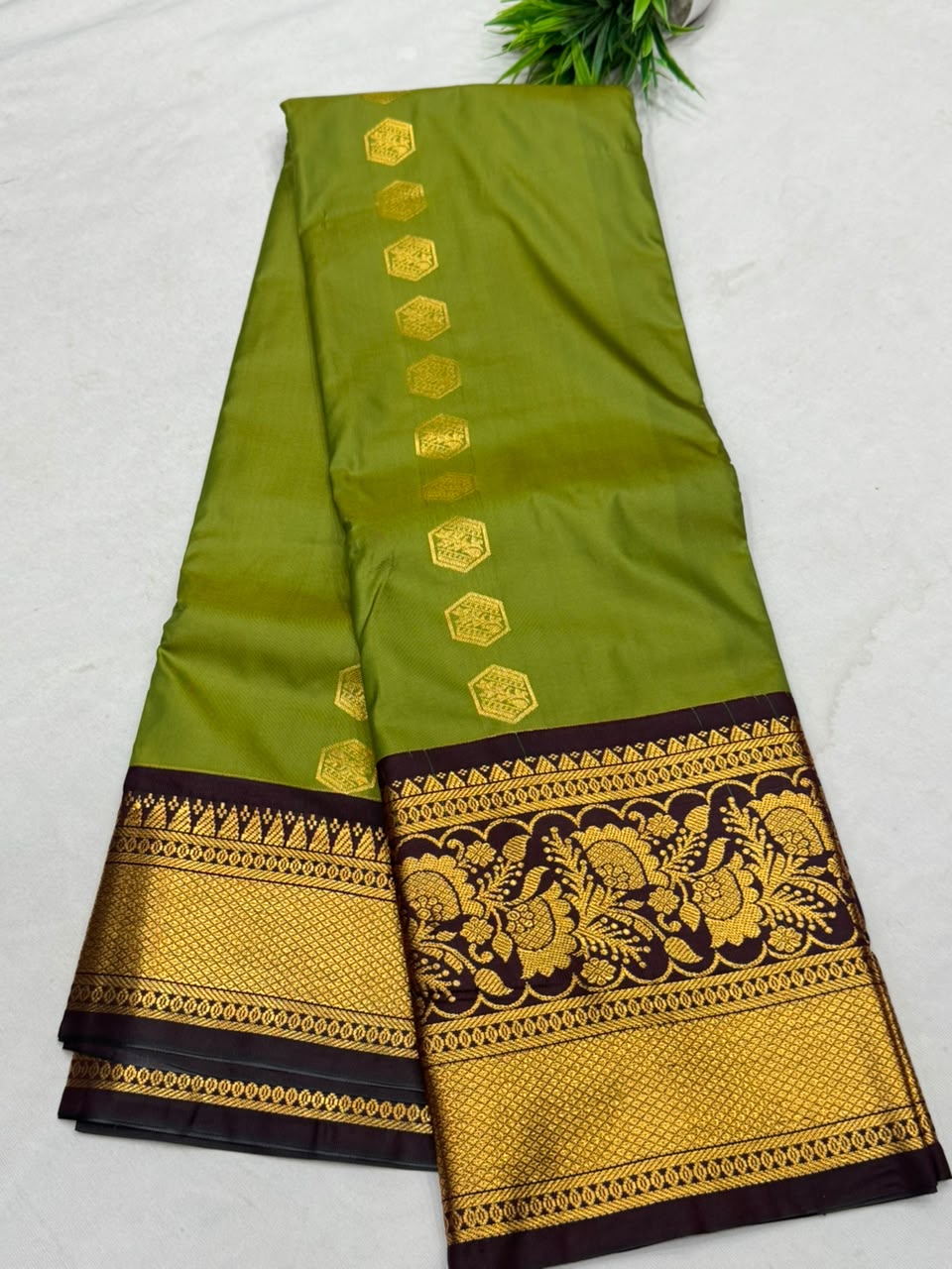 Apoorva Pattu Sarees