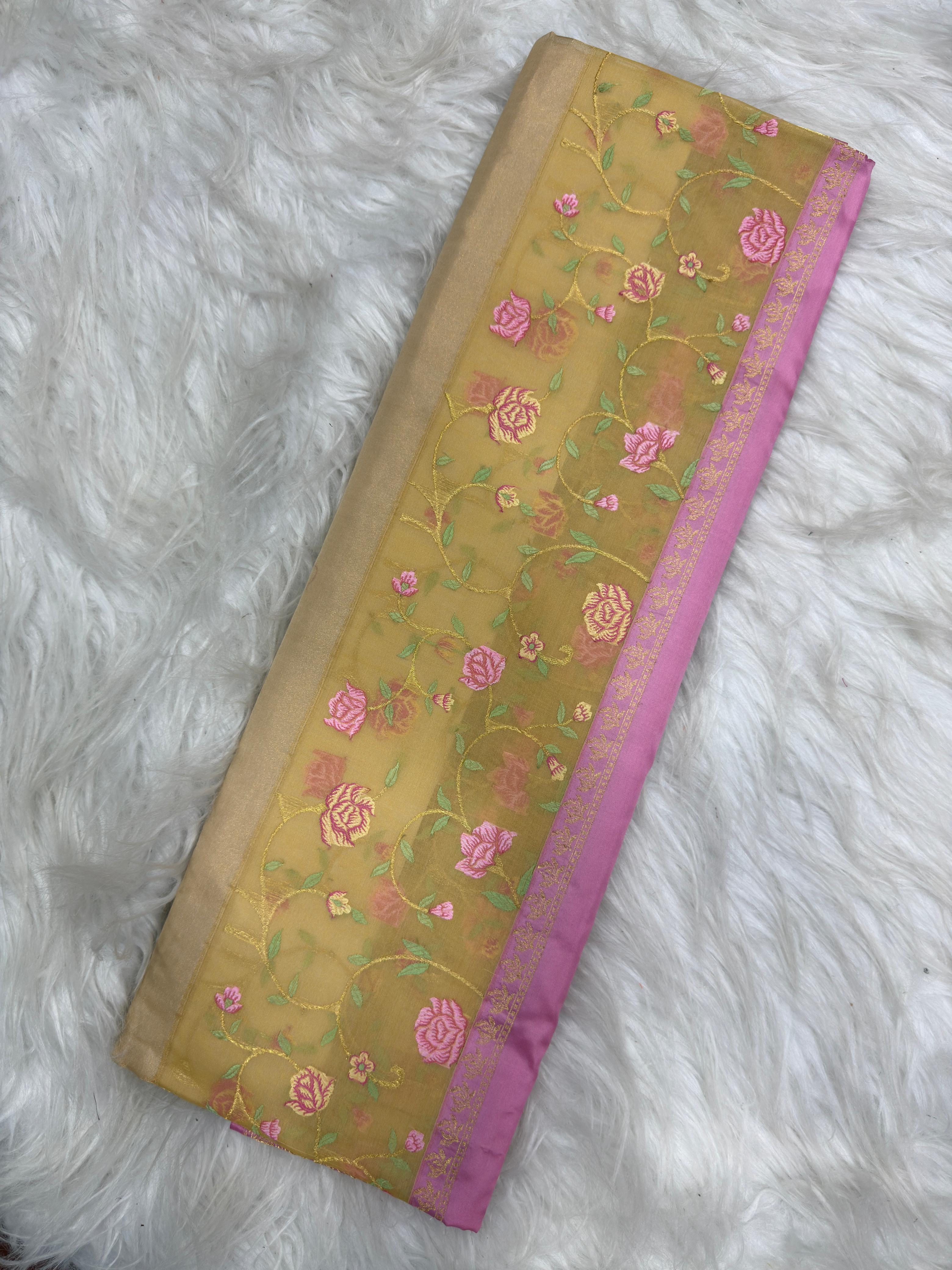Pure Handloom Tissue With Kaduva Weaving
